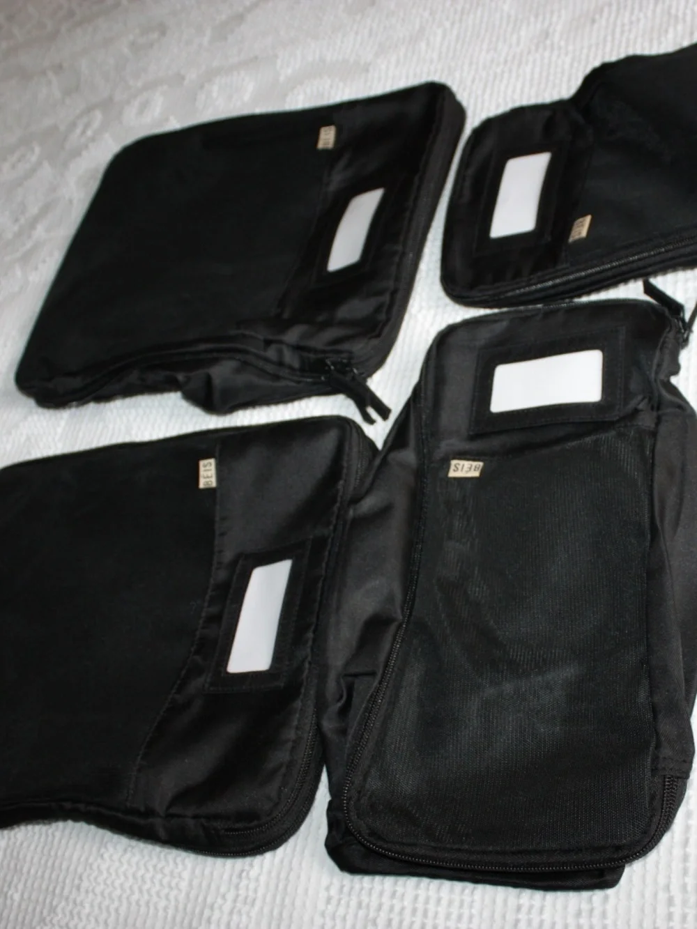 BÉIS Black 4-Piece Packing Cube Set Travel Organizers Mesh Label Window